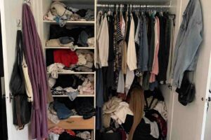 armadio disordinato